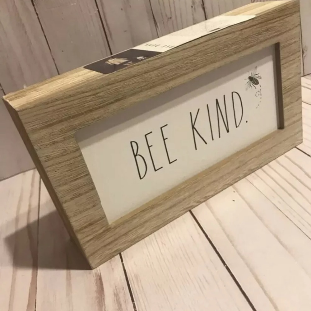 Rae Dunn Bee Kind.Frame
